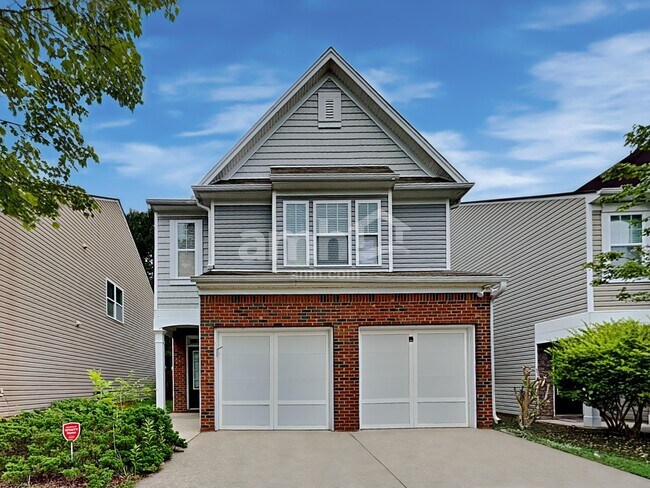 Primary Photo - 913 Tamarisk Pl