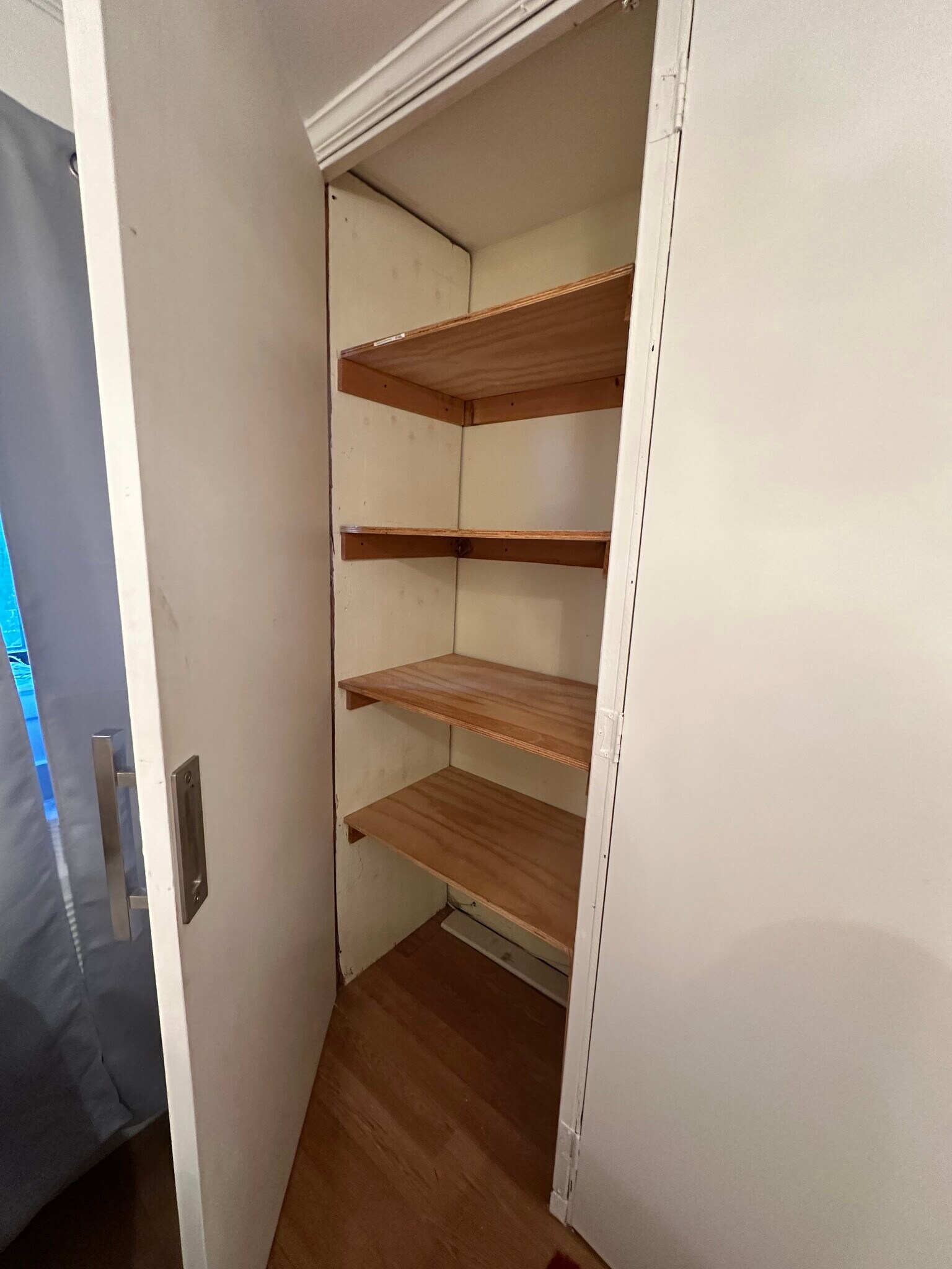 Building Photo - 14 Nagle Ln