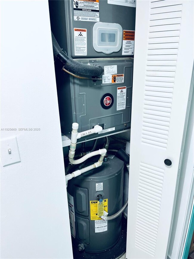 Building Photo - 6801 Harding Ave