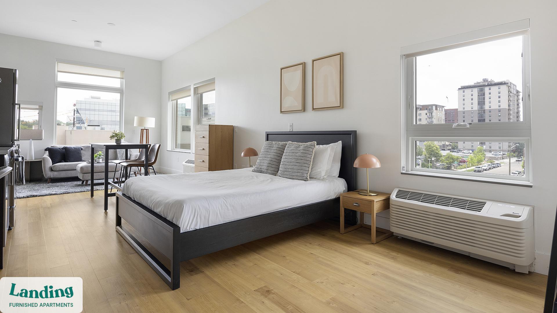 Building Photo - 135 Adams St