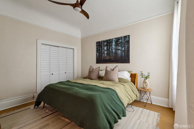 Building Photo - 2856 Sacramento St