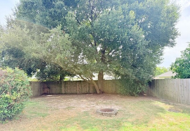 Building Photo - 437 Hilburn Ln