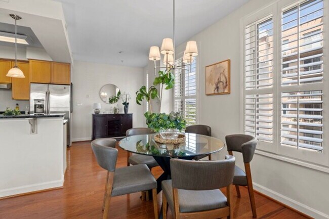 Building Photo - 4820 Old Main St