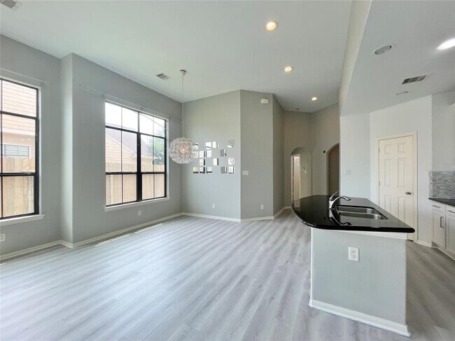 Building Photo - 3625 Standing Rock Dr