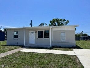 Building Photo - 21043 Bersell Ave