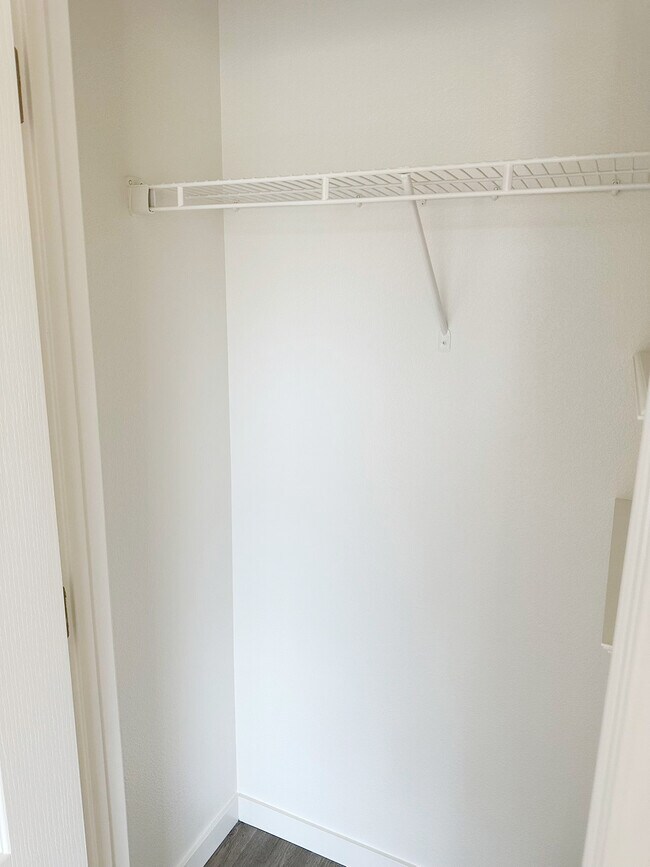 Building Photo - 1721 Spanish Sky Ave