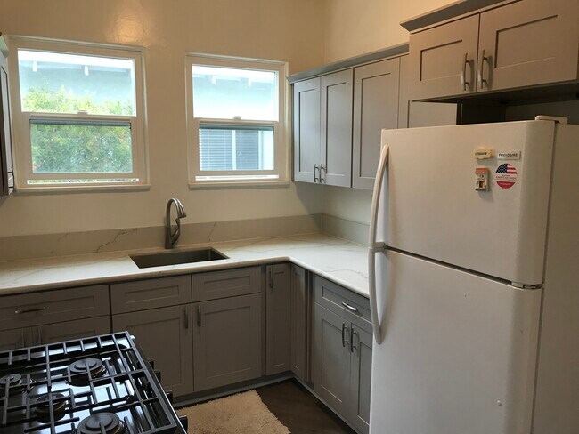Building Photo - 8366 Blackburn Ave
