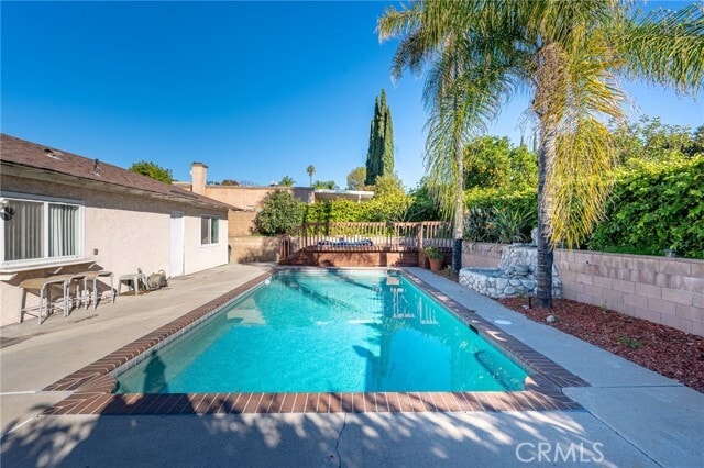 Building Photo - 324 S Palo Cedro Dr