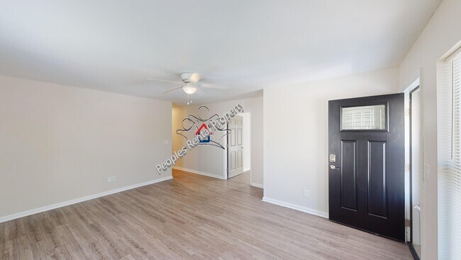 Living room - 1707 Georgia Ave