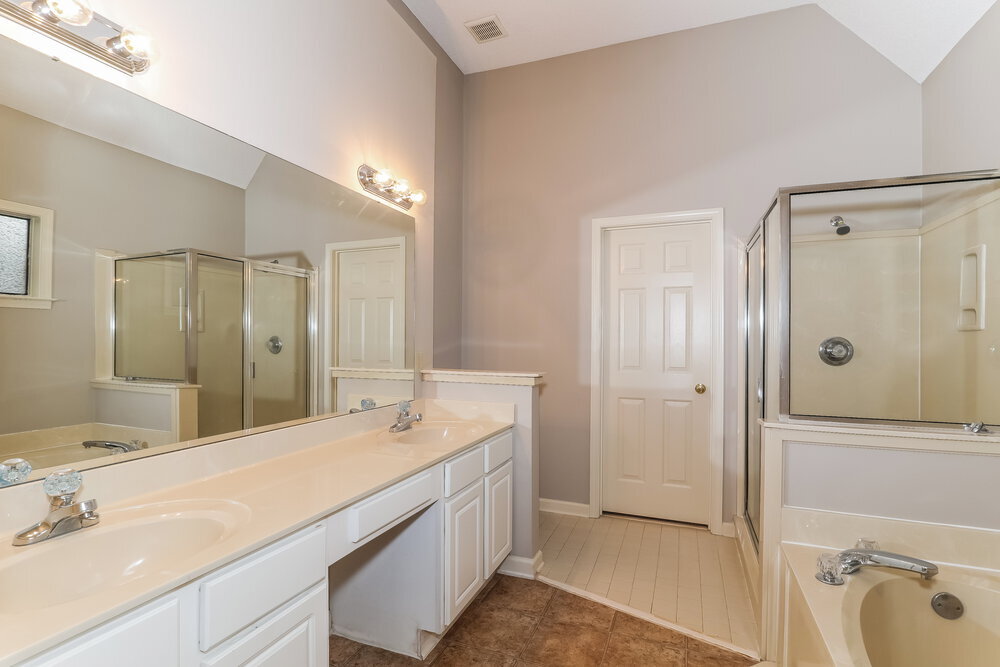 Building Photo - 7743 Shadow Hills Dr