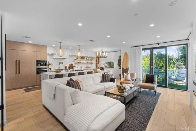 Building Photo - 3301 Lincoln St