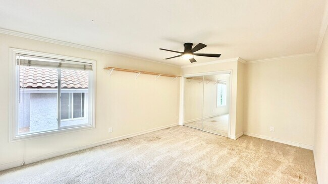 Building Photo - Spacious Two-Story Home with Three-Car Att...