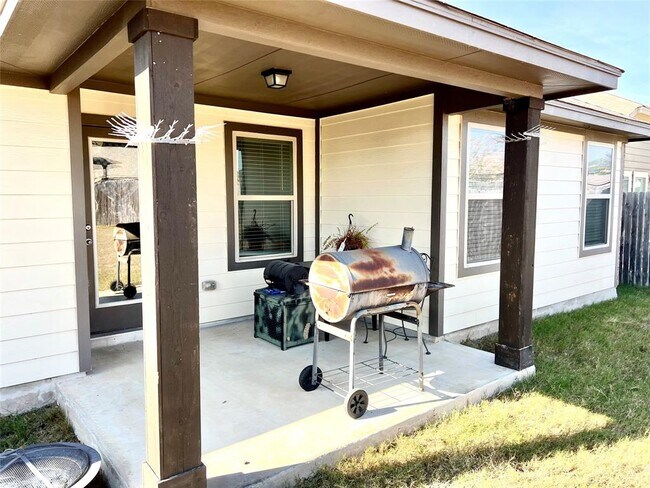 Building Photo - 208 Durata Dr