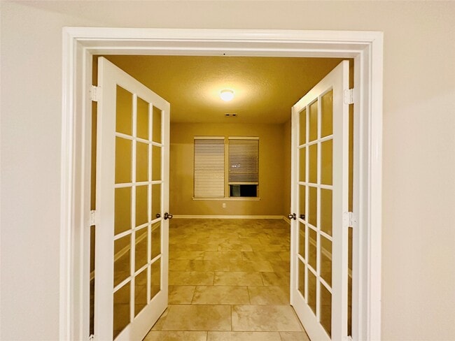 Building Photo - 22514 Williams Oak Ln