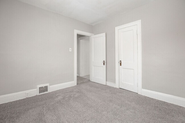 Building Photo - 8505 Garfield Blvd