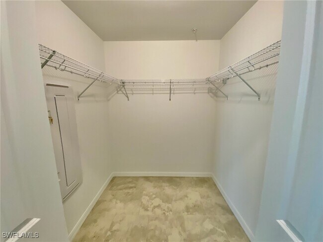 Building Photo - 6015 Ellerston Wy