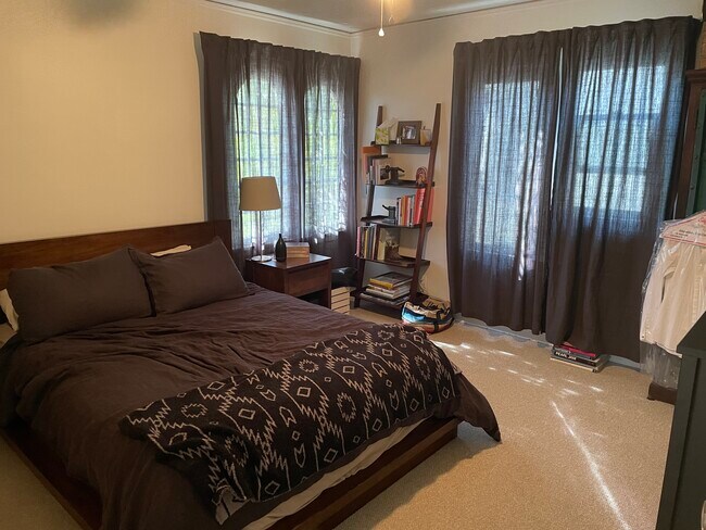 Bedroom 1 - 1215 S Ridgeley Dr