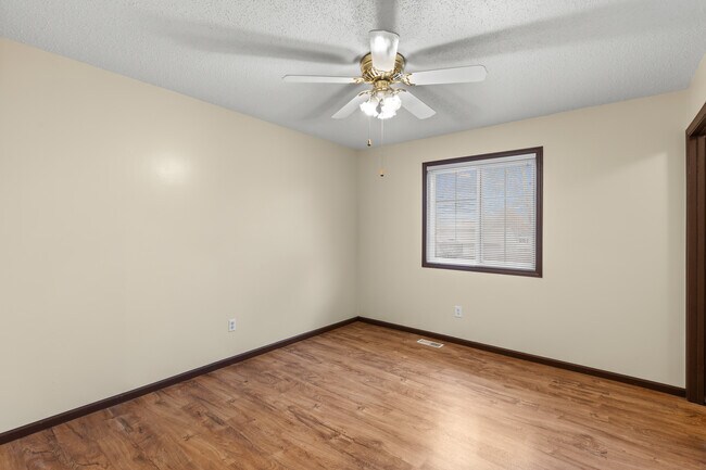 Building Photo - 1309 Trading Post Ln