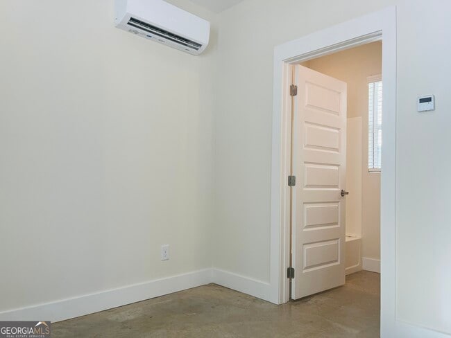 Building Photo - 103 Gardenia Ln