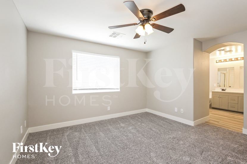 Building Photo - 817 Fort Mandan Ct