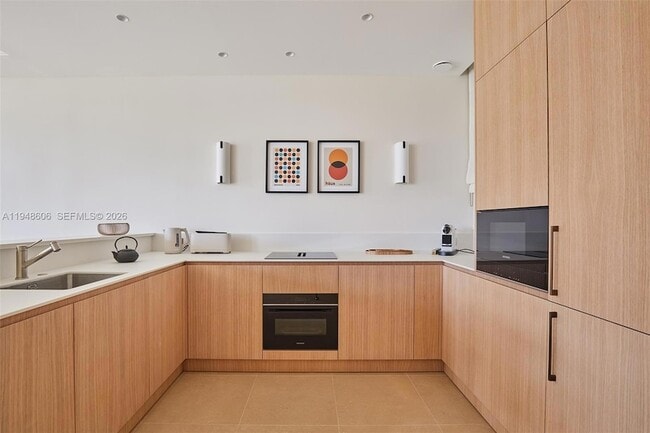 Building Photo - 9 Avenue Frederic Le Play Ave