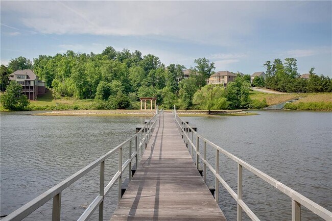 Building Photo - 6925 Fellowship Ln