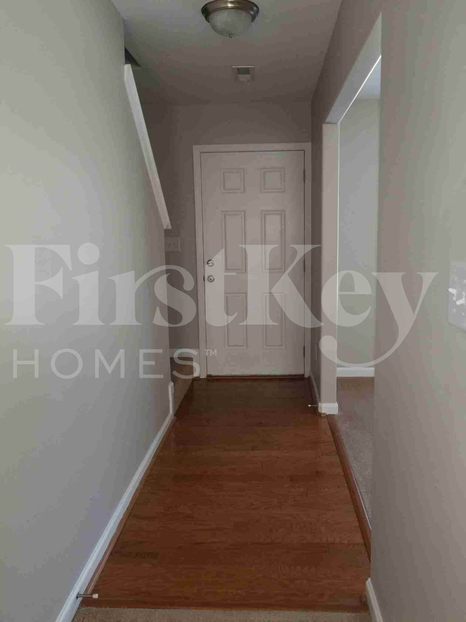 Building Photo - 901 Leatherstone Ln