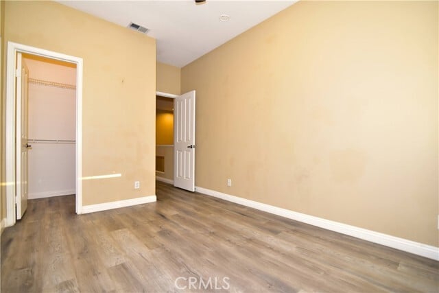Building Photo - 2090 Villa Del Lago Dr