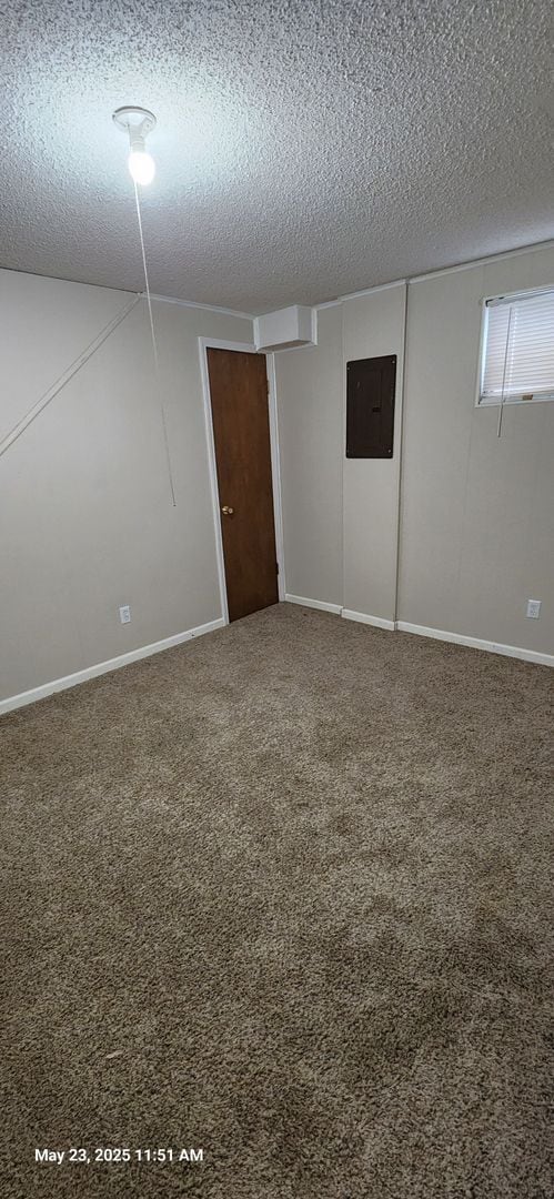Building Photo - You'll love this 2BR + bsmt bonus rooms ra...