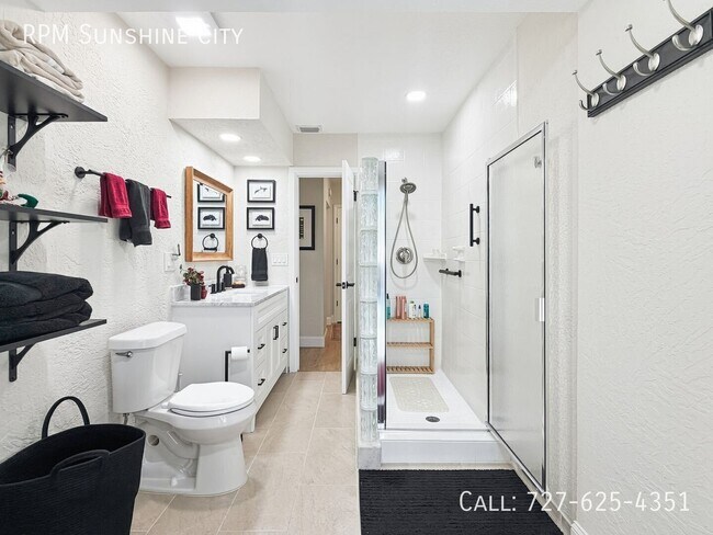 Building Photo - 4970 98th Way N