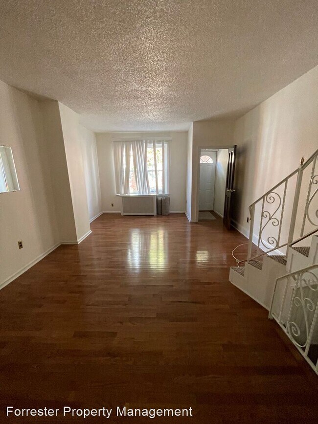 Building Photo - 3 br, 1.5 bath House - 2344 S. Woodstock St.