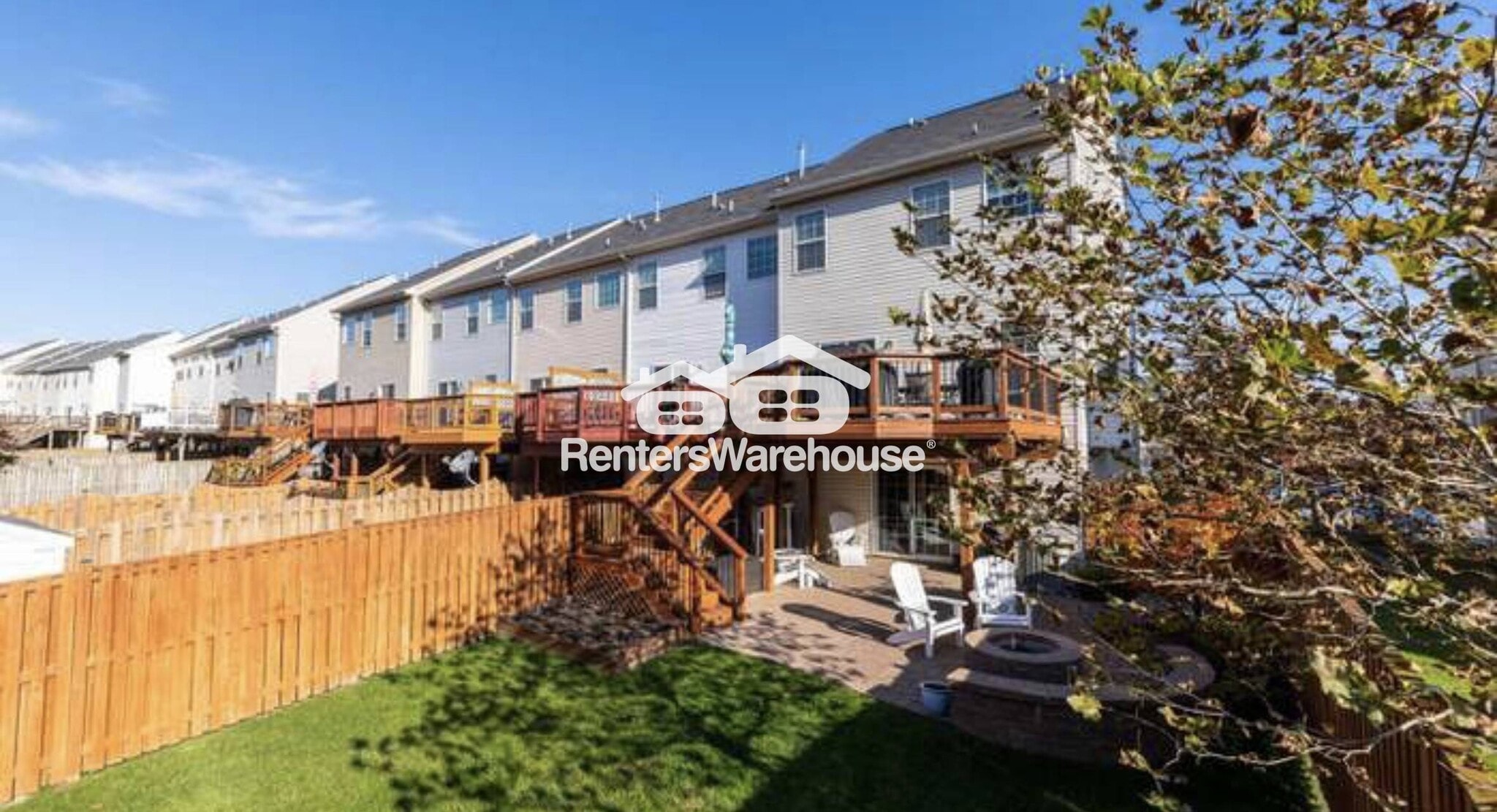 Building Photo - 1910 Reading Ct