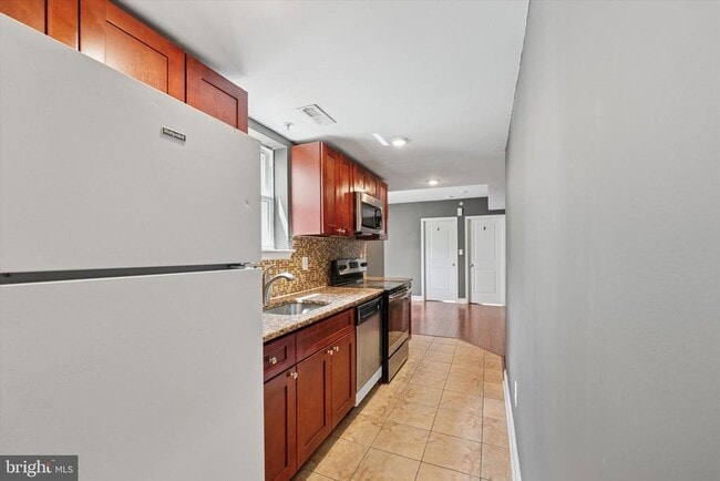 Building Photo - 1421 N 18th St