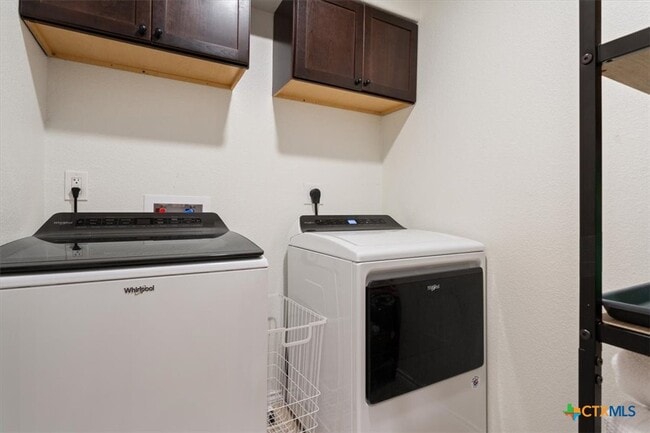 Building Photo - 5102 Dauphin Dr