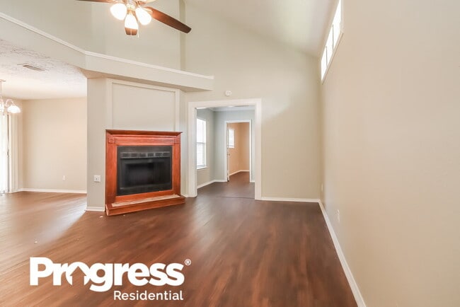 Building Photo - 9411 Spindlewood Dr