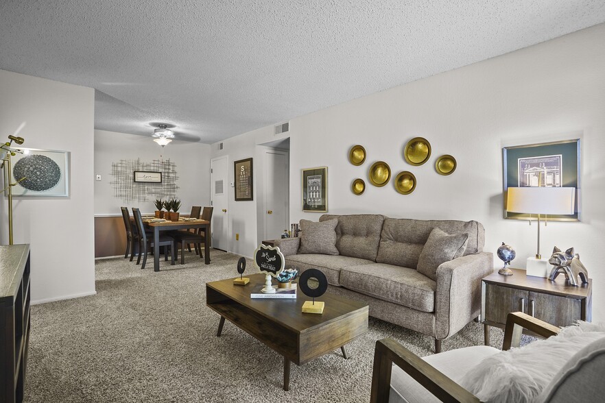 Building Photo - Raintree Apartments