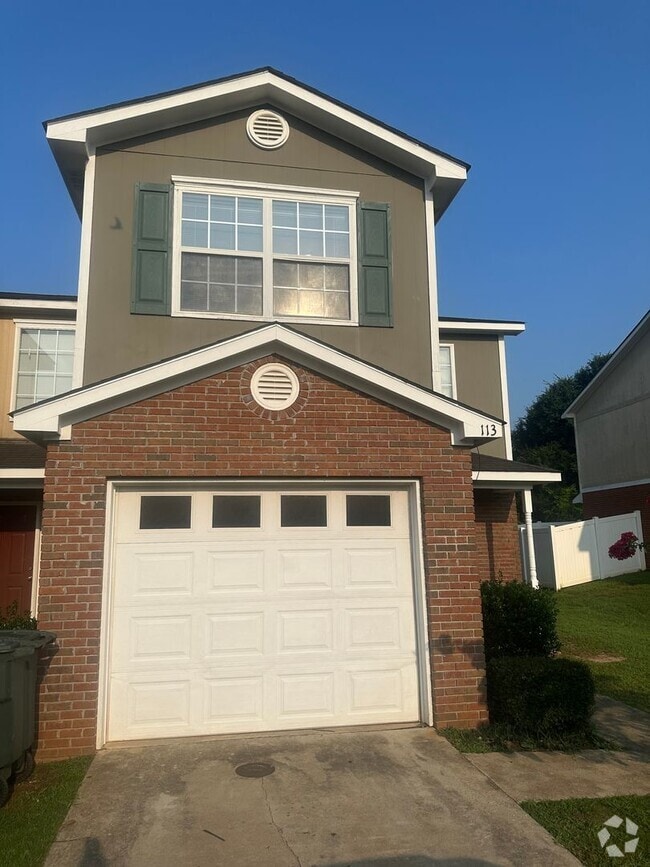 Building Photo - Dunwoody Townhomes!