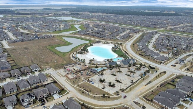 Building Photo - 15826 Menlow Bend Dr