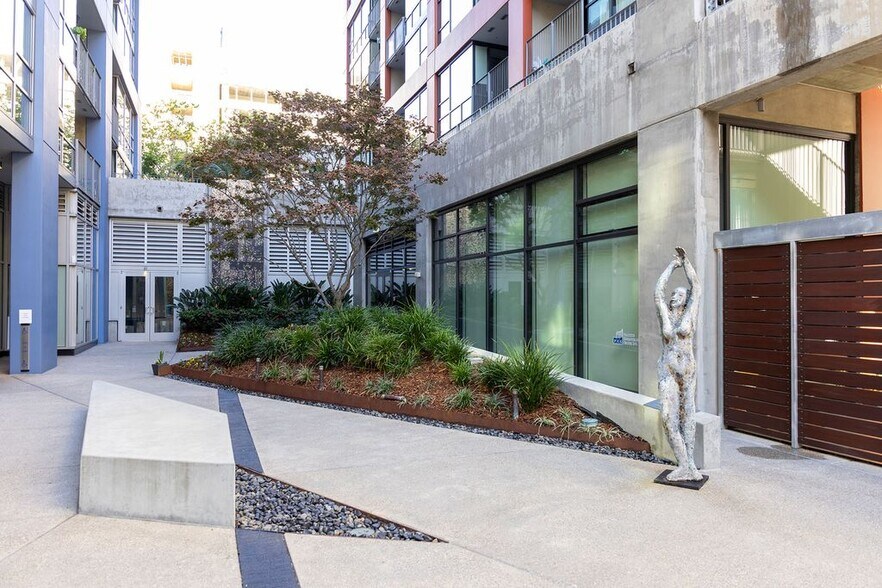 Building Photo - 350 11th Ave