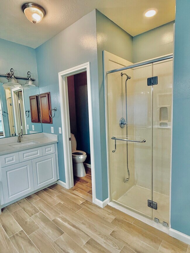 Building Photo - 14131 Sandhill Crane Dr