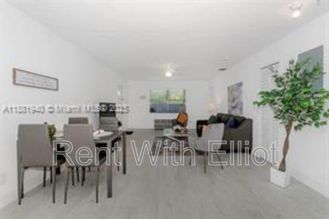 Building Photo - 201 Columbus Pkwy