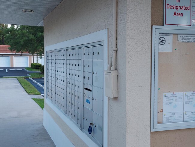 Mailbox and package area - 4510 Botanical Place Cir