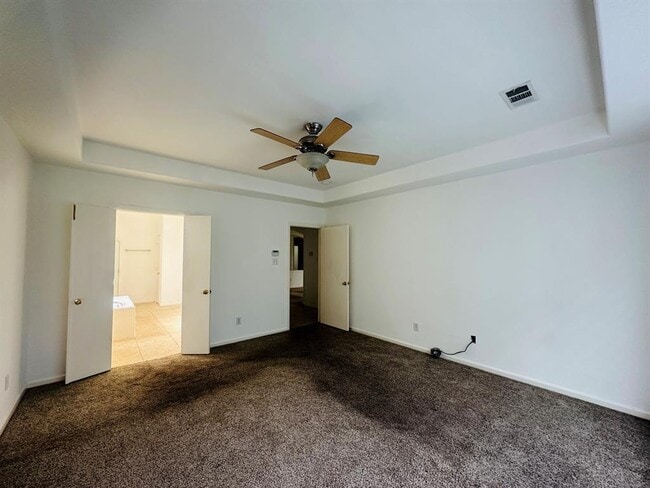 Building Photo - 16719 Keegans Ridge Way Dr
