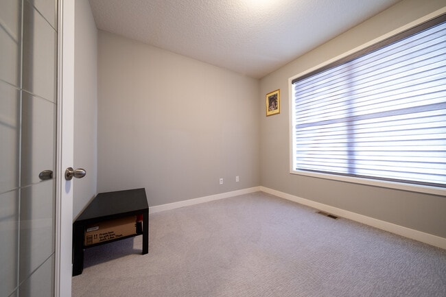 Building Photo - 8380 Abercrombie Ln