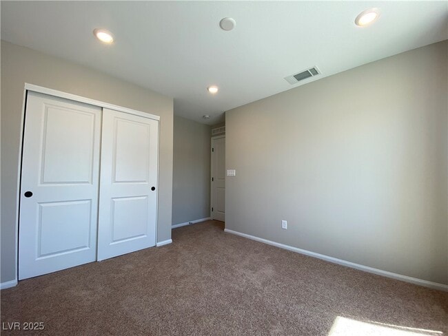 Building Photo - 10246 Bloom Quick Ct