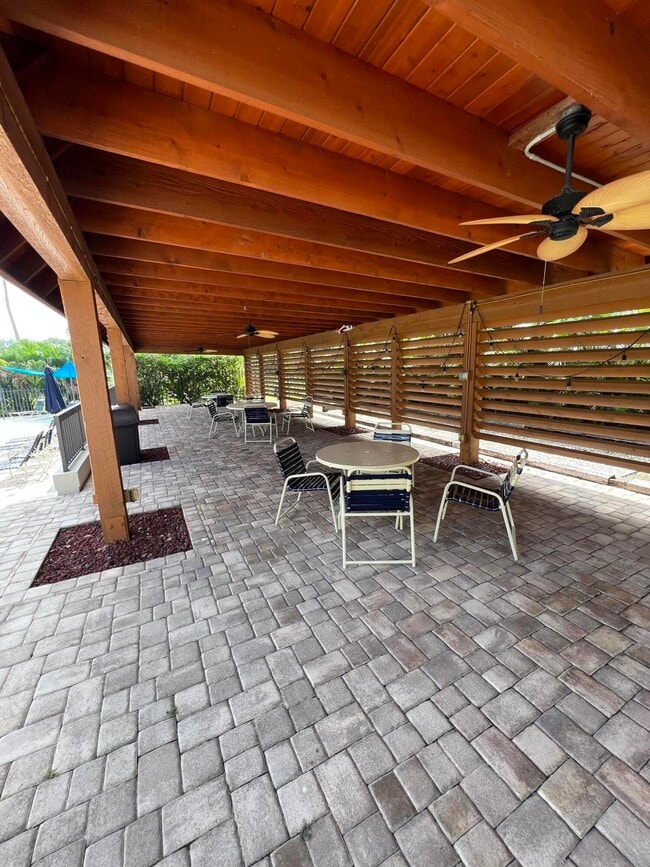 Building Photo - 3066 30th Ct