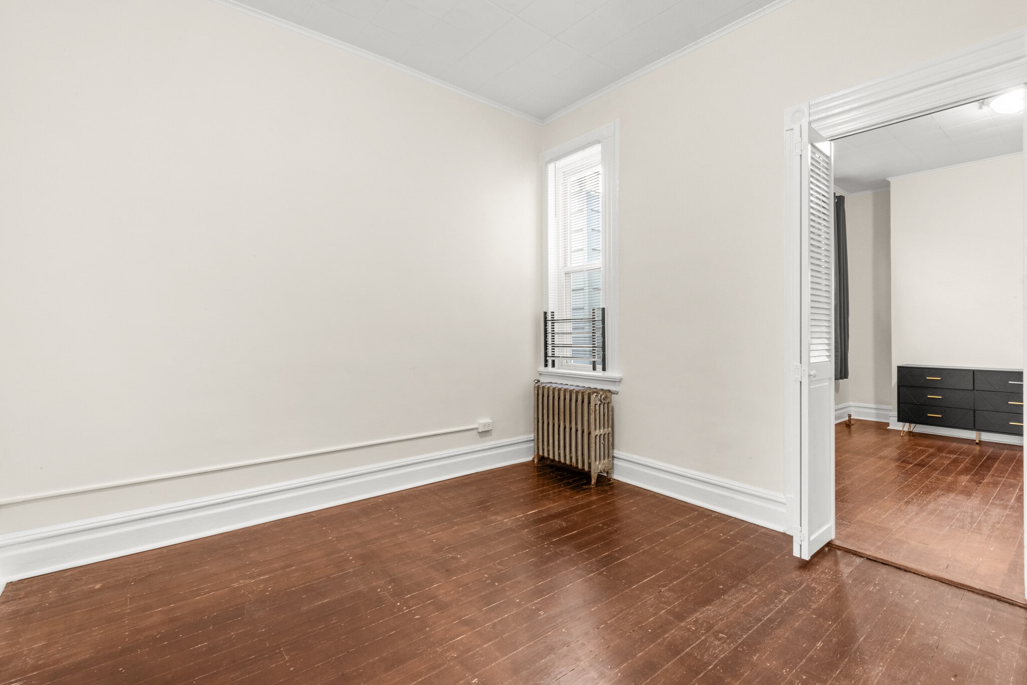 Building Photo - 711 6th St