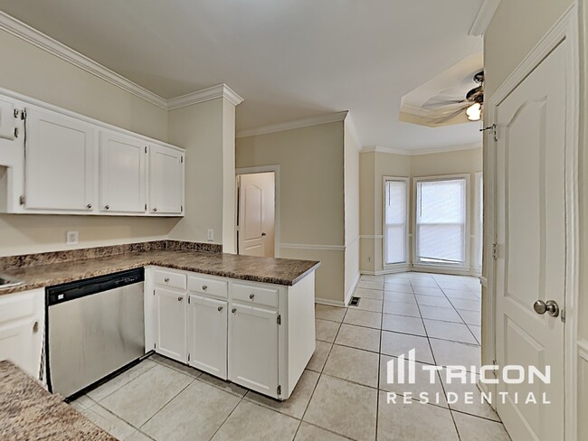 Building Photo - 1818 Brighton Dr