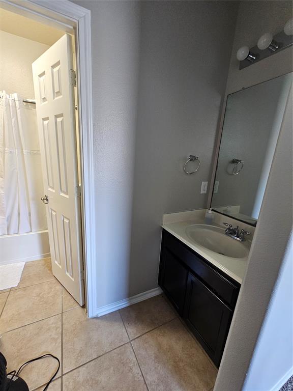 Building Photo - 2545 Sandvalley Way