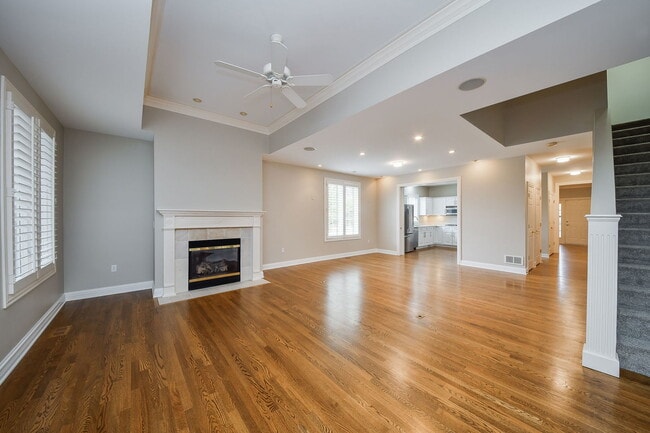 Building Photo - 325 Delnor Glen Dr